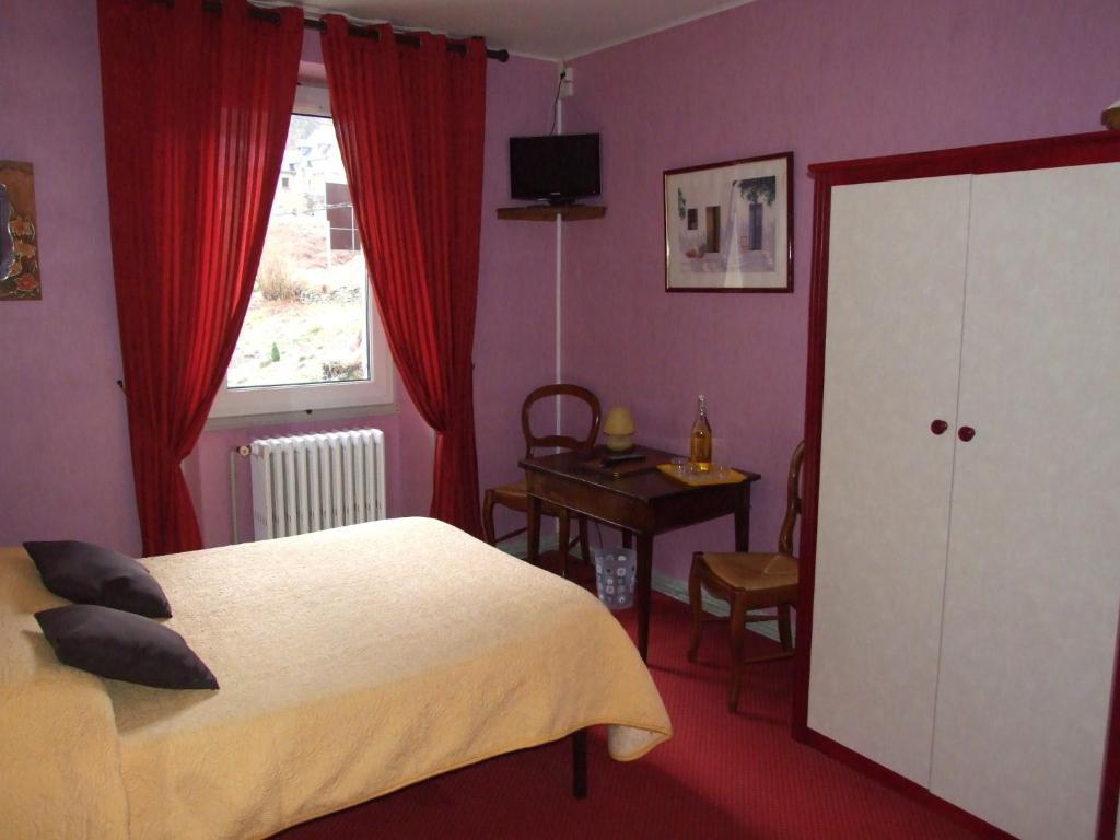 Hotel Du Val D'Aure Cadéac Zimmer foto