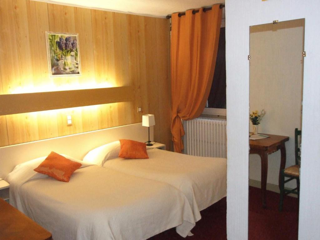Hotel Du Val D'Aure Cadéac Zimmer foto